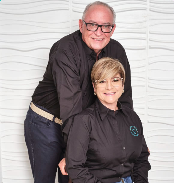 Dres. Erick Otero García y Diana Loperena López